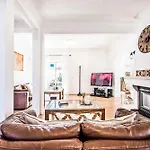 Casa Alfazema * البوفيرا